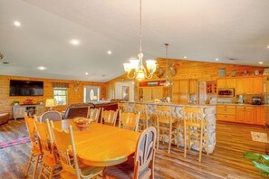 Interior - Spacious Ozarks Family Home - Private Pool & Grill (Bourbon)