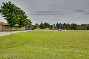 Interior - Comfy Lake City Studio < 1/2 Mi to Waterfront Park (Lake City)