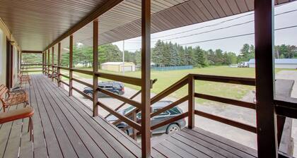 Comfy Lake City Studio < 1/2 Mi to Waterfront Park
