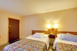 Interior - Comfy Lake City Studio < 1/2 Mi to Waterfront Park (Lake City)