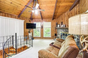 House (2 Bedrooms) | Front of property