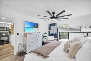 2 habitaciones, tabla de planchar con plancha, cuna de viaje y wifi