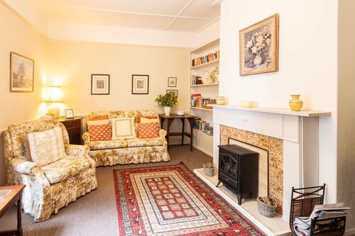 Host & Stay | Lower Lodge