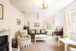 Tv, dvd-spelare och kontor