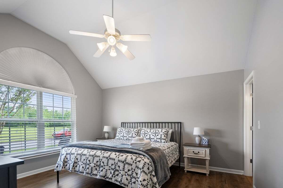 3 quartos, Wi-Fi de cortesia, roupa de cama