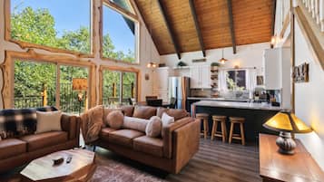 House, 3 Bedrooms | Living area | Smart TV