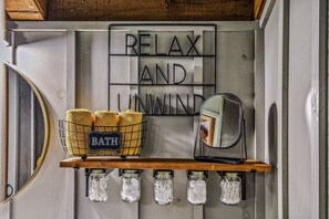 Cabin, 1 Bedroom | Interior