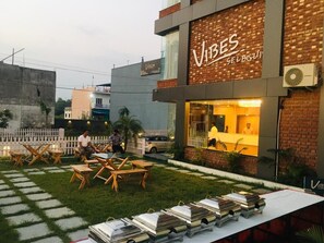 Exterior - Hotels Vibes  (Vikasnagar)