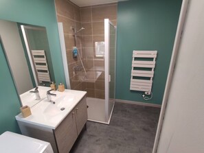 Ducha, papel higiénico