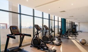 Fitness facility - Delightful Studio Apartment in Azizi Riviera 20, Al Merkadh by Deluxe Holiday Homes (Dubai)