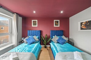 3 bedrooms, iron/ironing board, WiFi, bed sheets - Impeccable 3 Bed  Apartment with Private Terrace (London)