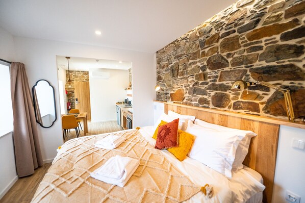 7 habitaciones, wifi y ropa de cama