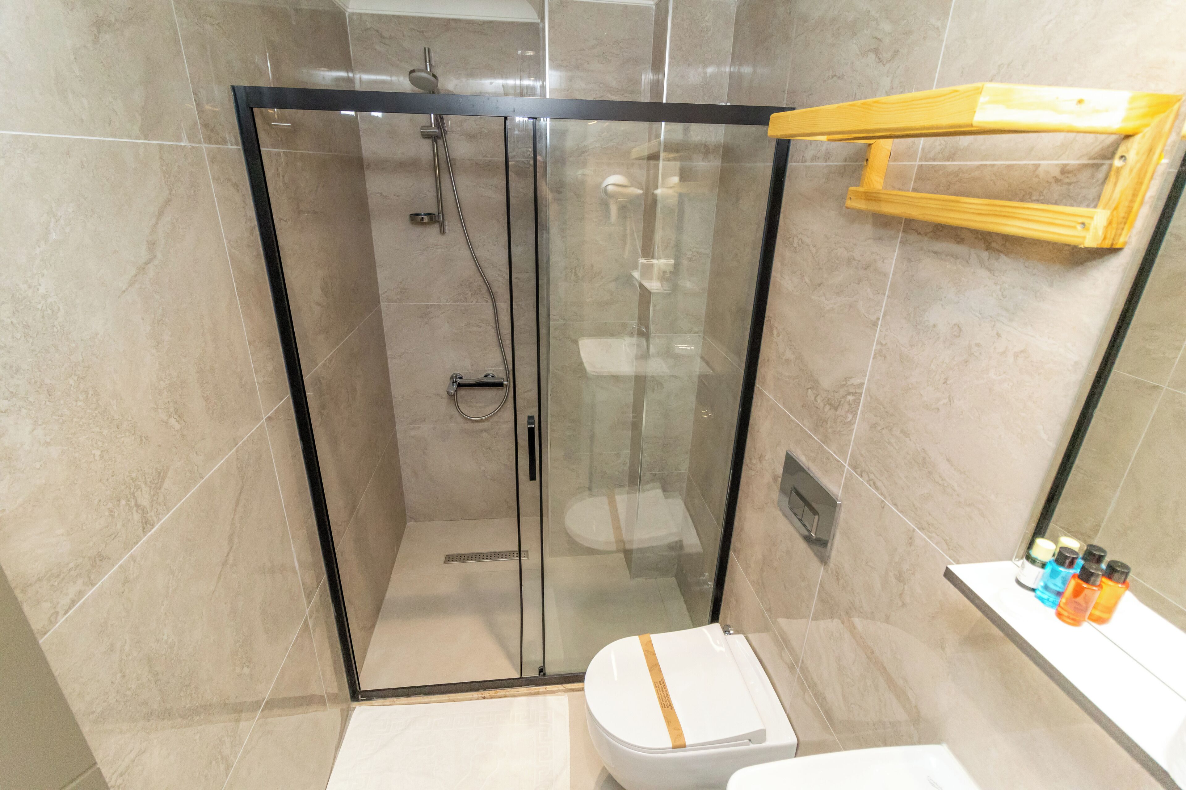 Comfort Studio | Bathroom