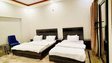 Down duvets, individually decorated, individually furnished, desk