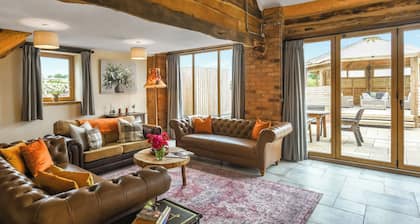 Orchard Barn - UK47458