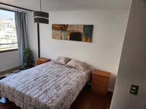 3 bedrooms, iron/ironing board, WiFi - Amplio Departamento en Santiago Centro. A 1 Cuadra del Metro (Santiago)