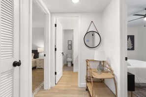 2 chambres, bureau, Wi-Fi gratuit, draps fournis