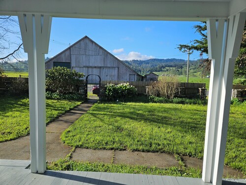 Charming 3-bedroom house in enjoyable Ferndale with WiFi