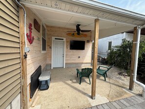 Terrace/patio - Waterfront home w/ in-ground pool, short drive to LBI and Atlantic City  (Little Egg Harbor Township)