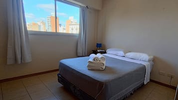 1 室のベッドルーム、WiFi、ベッドシーツ