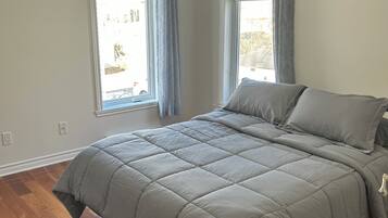 3 habitaciones, tabla de planchar con plancha y wifi gratis