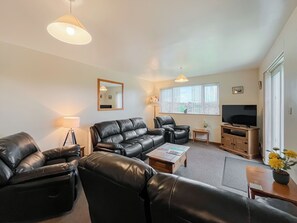 Unclassified image, 4 of 19, button