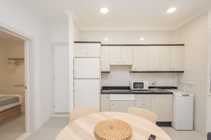 Fridge, microwave, coffee/tea maker, electric kettle