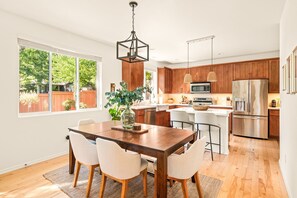 Fridge, microwave, oven, stovetop - Renovated 3BR Retreat – Ideal for 30+ Day Stay (Lacey)