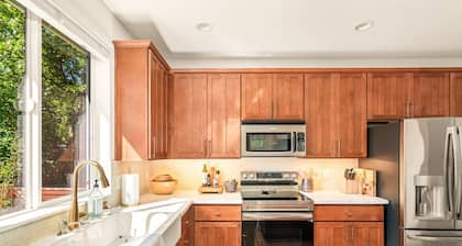 Renovated 3BR Retreat – Ideal for 30+ Day Stay