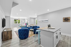 Interior - East Nashville Oasis - Private Mother-InLaw Suit - Sleep 6 - Pet Friendly! (Nashville)