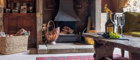 المنشأة من الداخل