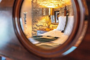 4 quartos, ferros/tábuas de passar roupa, Wi-Fi de cortesia