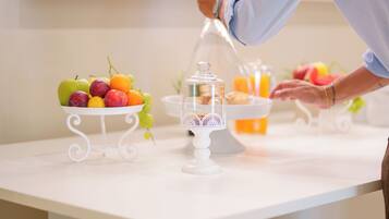 Tägliches inbegriffenes Frühstücksbuffet