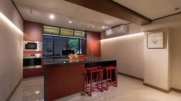 Fridge, microwave, stovetop, coffee/tea maker