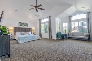 7 Schlafzimmer, Bügeleisen/Bügelbrett, WLAN, Bettwäsche