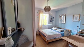 3 室のベッドルーム、アイロン / アイロン台、WiFi