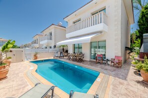 Pool - Villa Jacqueline - Charming Pernera Getaway (Protaras)