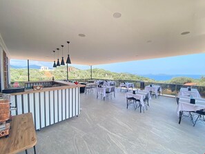 Desayuno buffet incluido todos los días