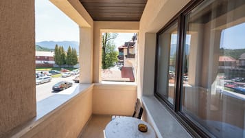 Kamer, 1 twee- of 2 eenpersoonsbedden | Uitzicht op de stad