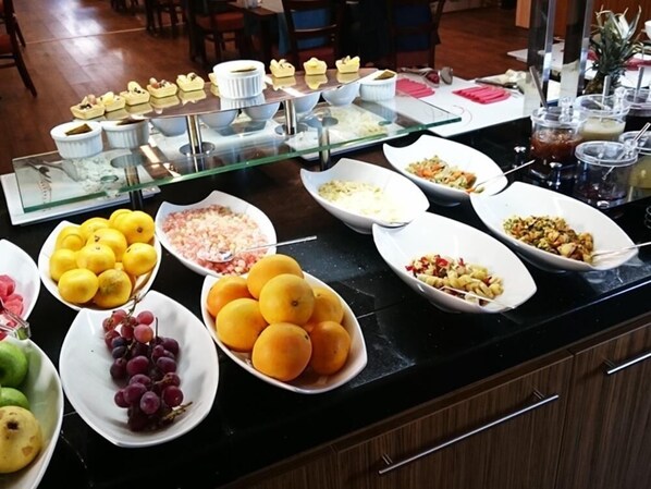 Breakfast buffet - Ars Home (Aydin)