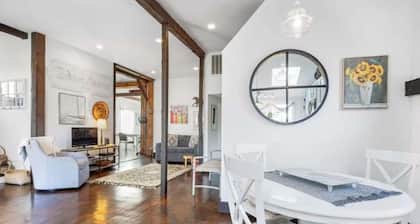 Marshland Cottage • Walk to Wickford Village