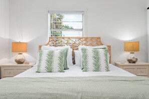 3 Schlafzimmer, Schreibtisch, Bügeleisen/Bügelbrett, Reisekinderbett