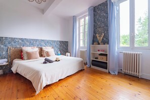 4 bedrooms, desk, iron/ironing board, WiFi - Belle Maison Familiale Avec Piscine Privée (Lézat-sur-Lèze)