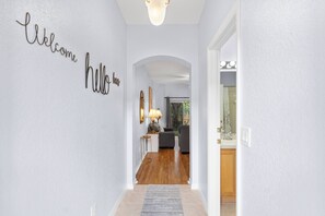 Interior - Cambria - Beautiful 4BR TH Near Disney in Resort (Davenport)