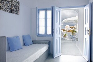 1 bedroom, in-room safe, free WiFi, bed sheets