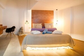 1 bedroom, in-room safe, free WiFi, bed sheets
