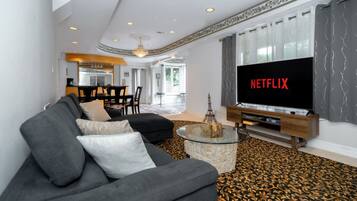 Smart TV, books