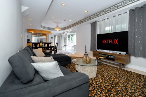 25% Fall OFF, Luxury 3 Bdrms, 2 Baths, 2 Prk