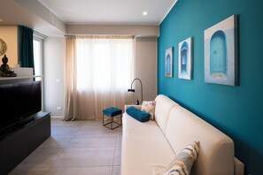 アパートメント バルコニー | リビング エリア | 35 インチのテレビ (デジタル放送視聴可)