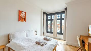 3 bedrooms, free WiFi, bed sheets
